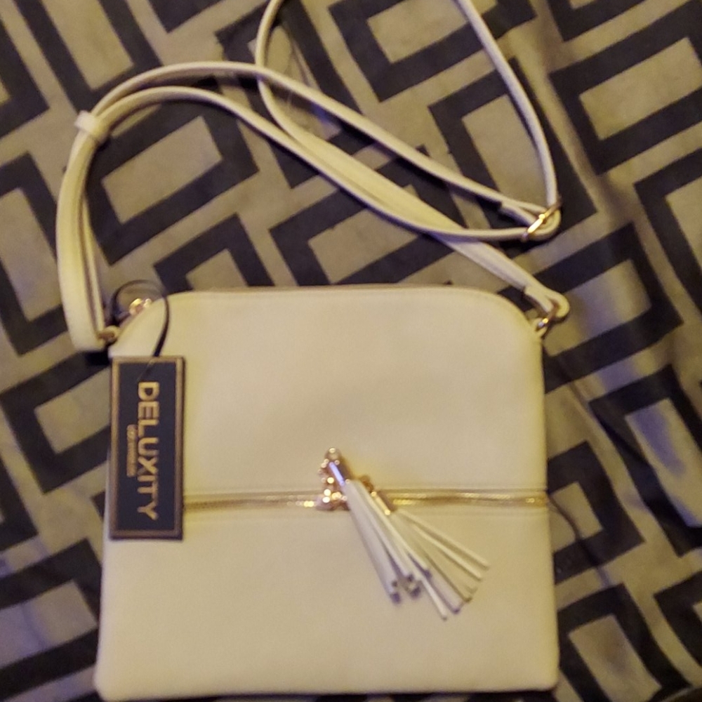 Purse - Picture 2 of 3